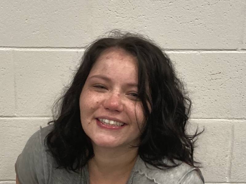 Booking photo of Mariah Irwin
