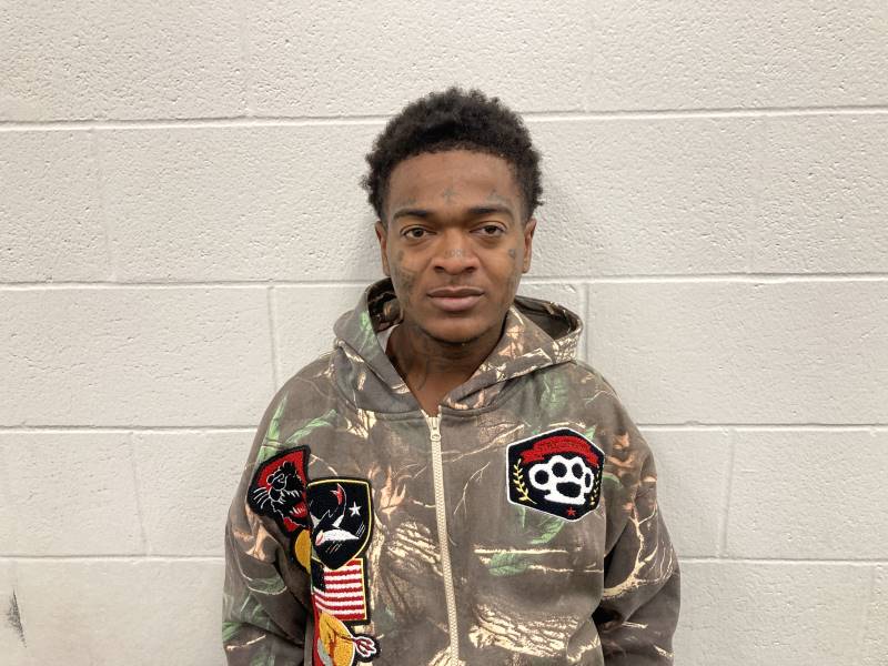 Booking photo of Darrius Davis
