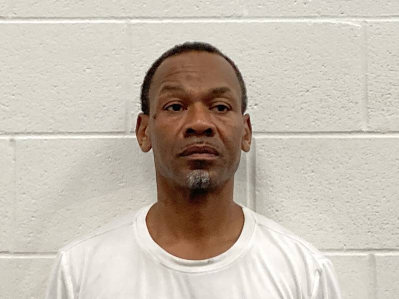 Booking photo of Douglas Carter