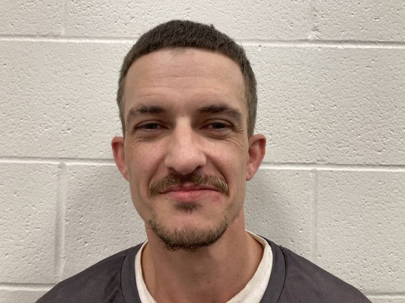 Booking photo of Justin Ennis