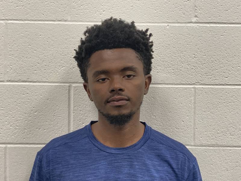 Booking photo of Earl Knuckles