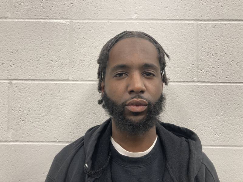 Booking photo of Darrion Harbut