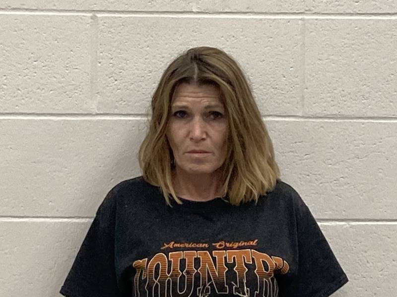 Booking photo of Cindy Hellard