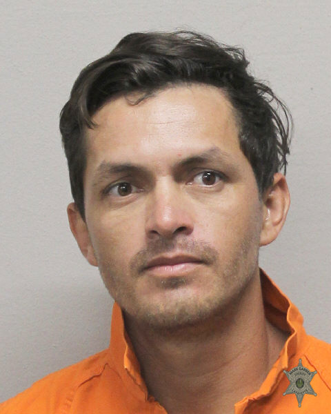 Booking photo of Carlos Argueta