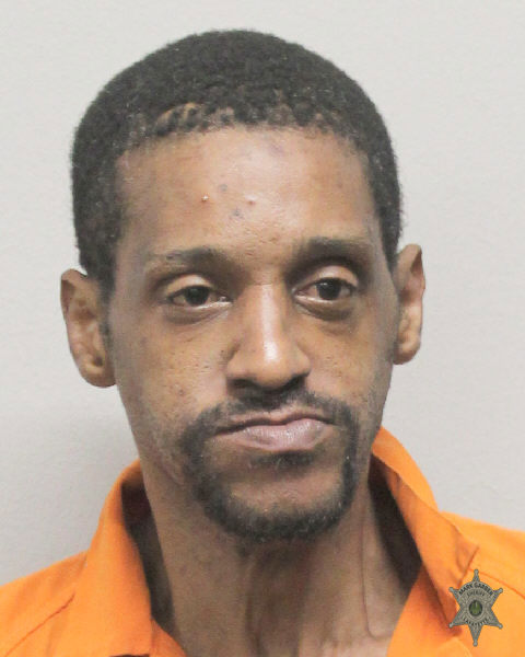 Booking photo of Nathaniel Benjamin