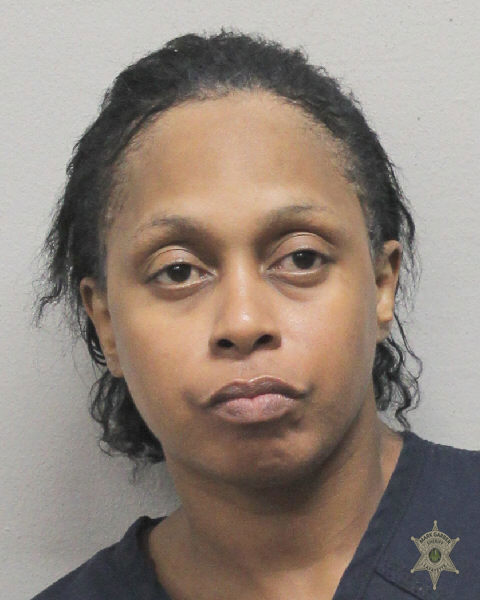Booking photo of Ebonie Dauphiney