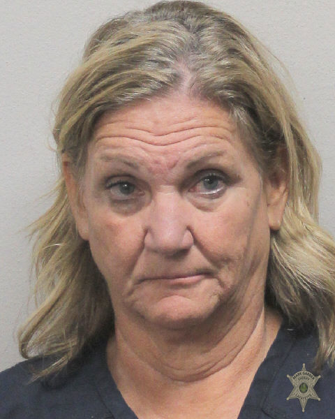 Booking photo of Leah Savoy