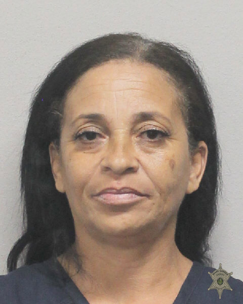Booking photo of Jennifer Boxie