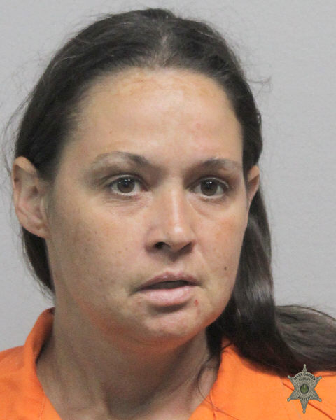 Booking photo of Leslie Hammons