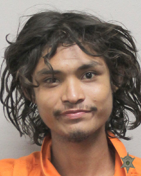 Booking photo of Oslin Sabillon