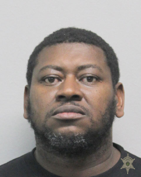 Booking photo of Ronnie Thomas