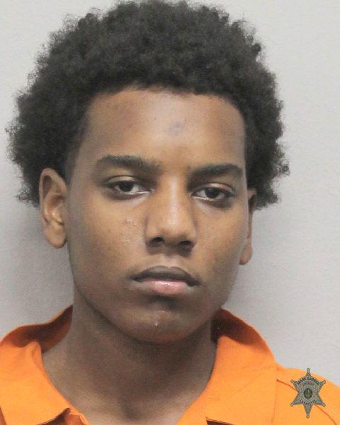 Booking photo of Ladarrian Lumpkin