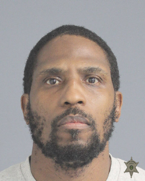 Booking photo of Erick Lewis