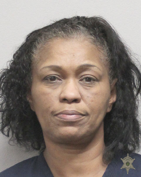 Booking photo of Shawana Smith
