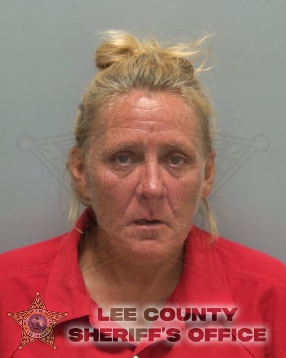 Booking photo of Jennifer Louden