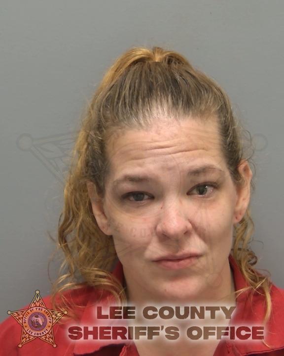 Booking photo of Elizabeth Kanable