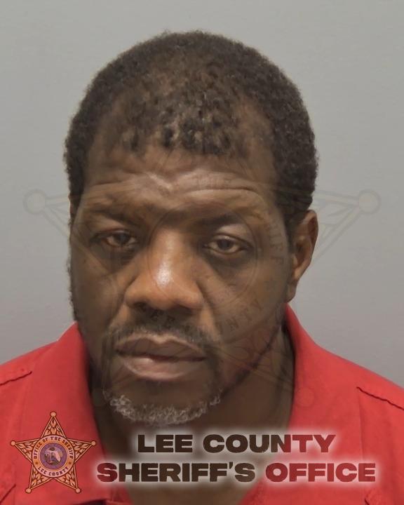 Booking photo of Antonio Hewitt