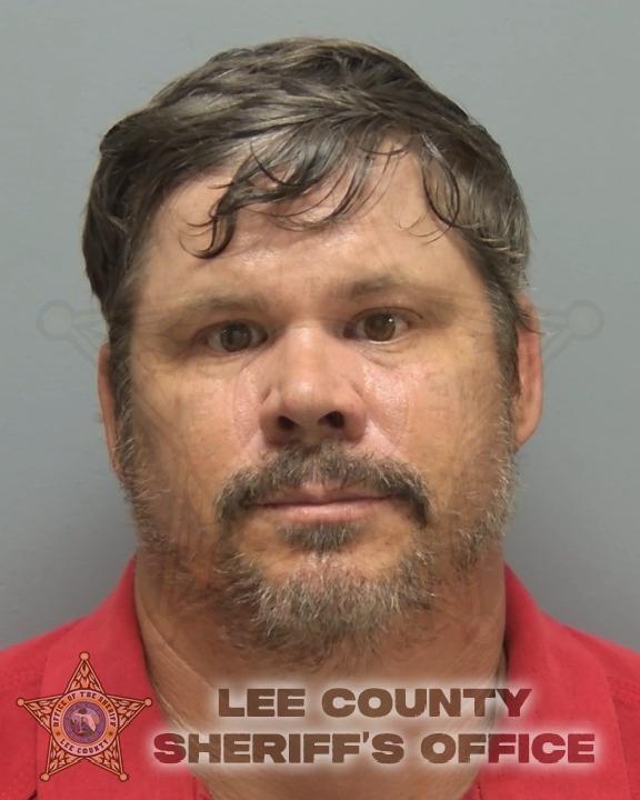 Booking photo of Robbie Leeders
