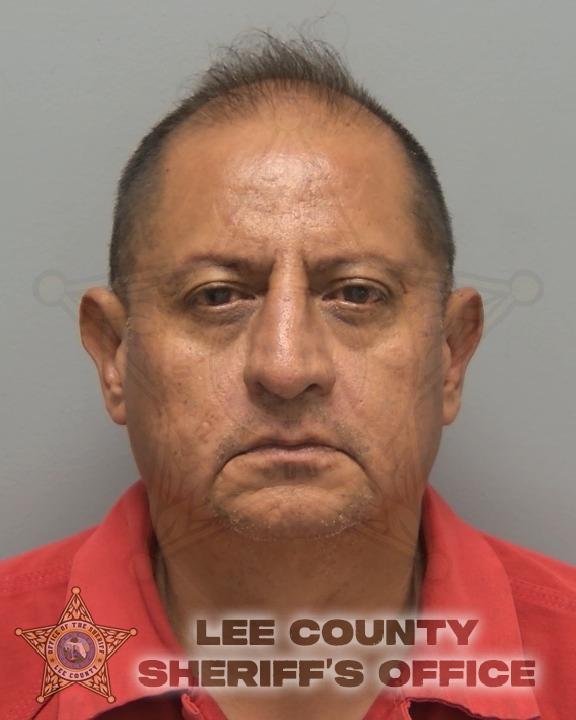 Booking photo of Carlos Pinchao