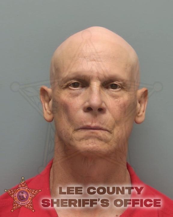 Booking photo of Scott Davis