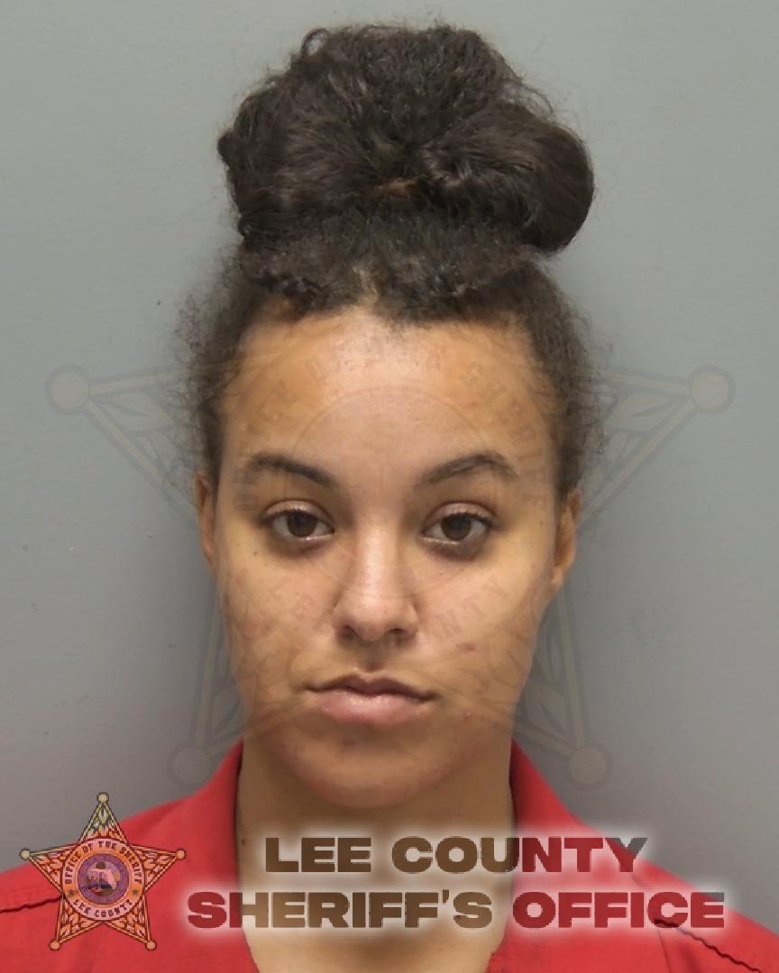 Booking photo of Tasianna Squires
