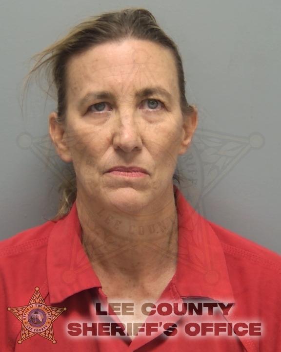 Booking photo of Cindy Thomas
