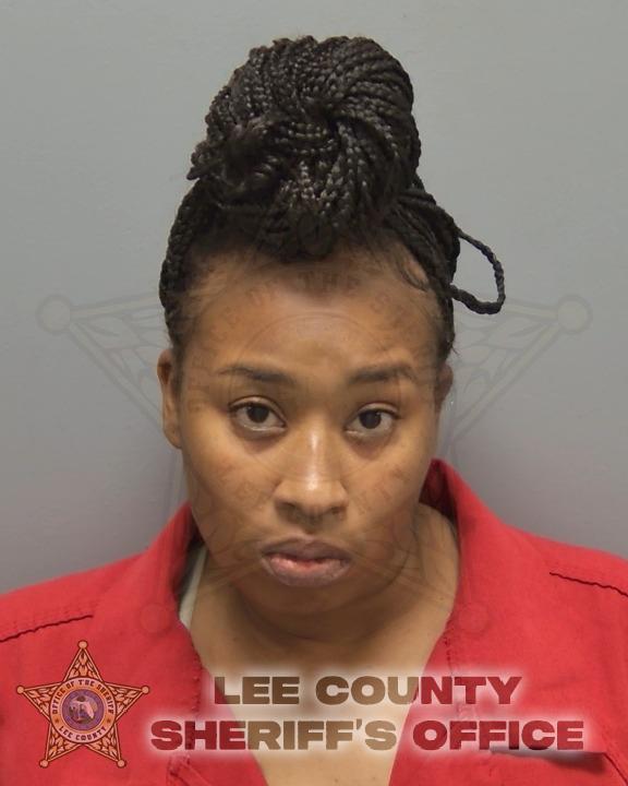 Booking photo of Kelvinna Hardaway