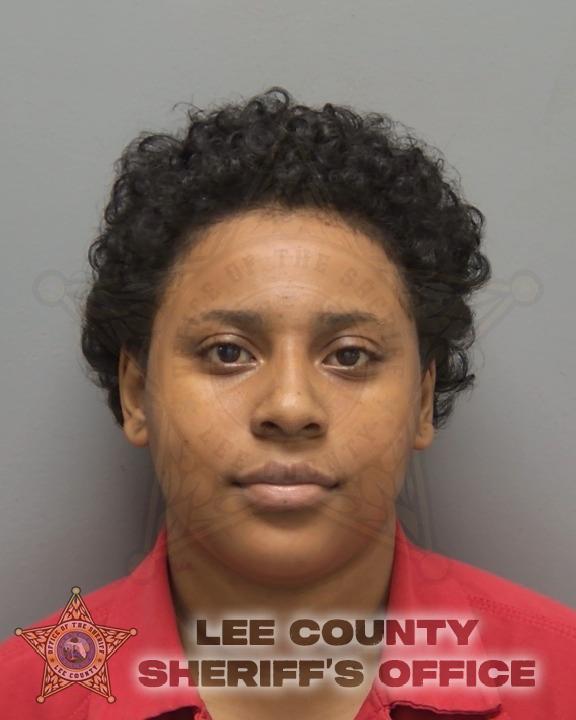 Booking photo of Mariah Felix