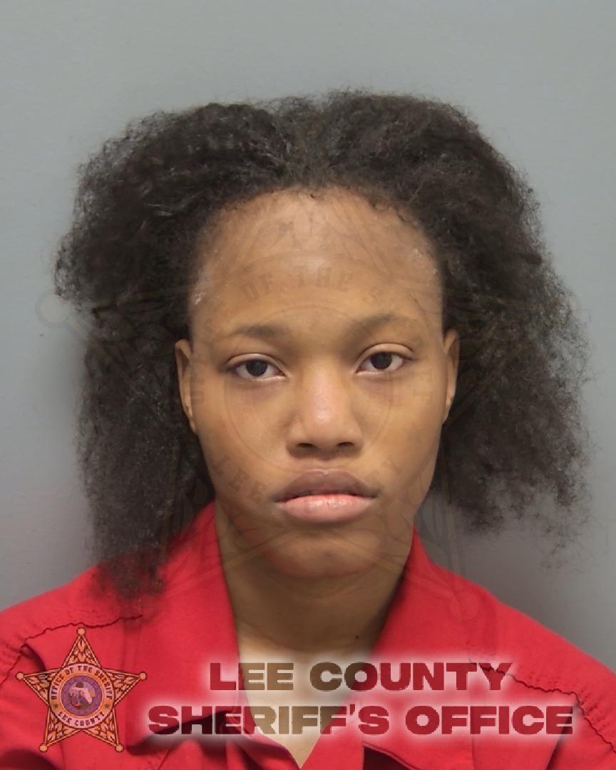 Booking photo of Davion Thomas