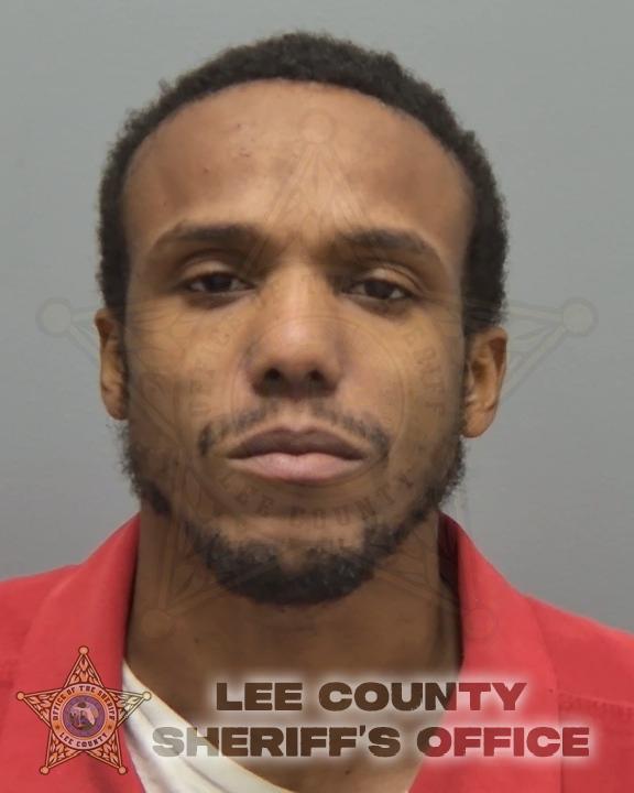 Booking photo of Robert Drayton