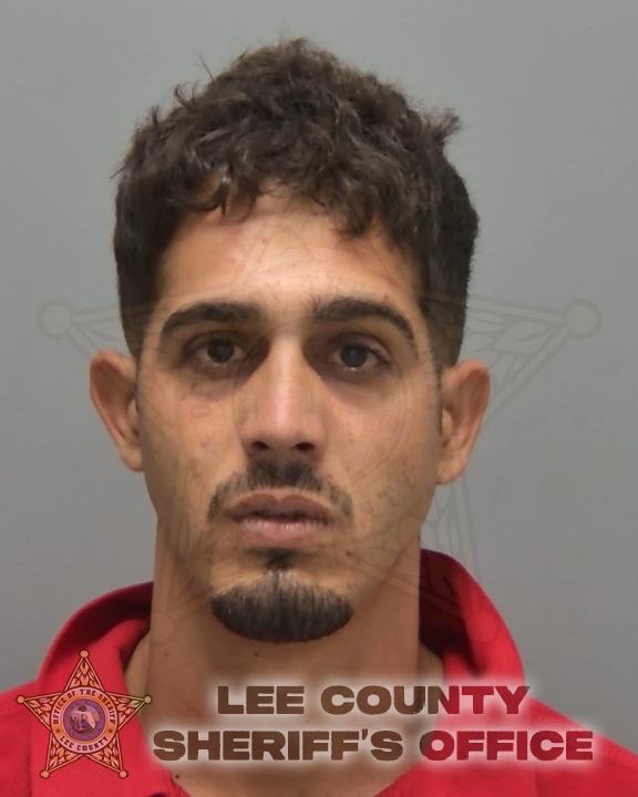 Booking photo of Roberto Estrada De Armas