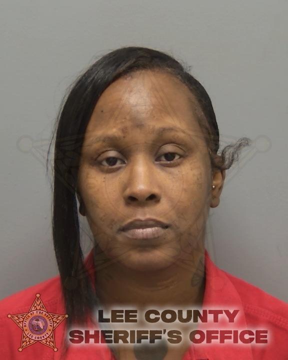 Booking photo of Ariel Riggins