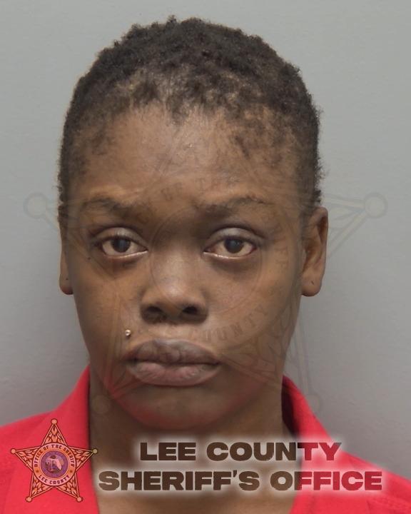 Booking photo of John'qushia Jones