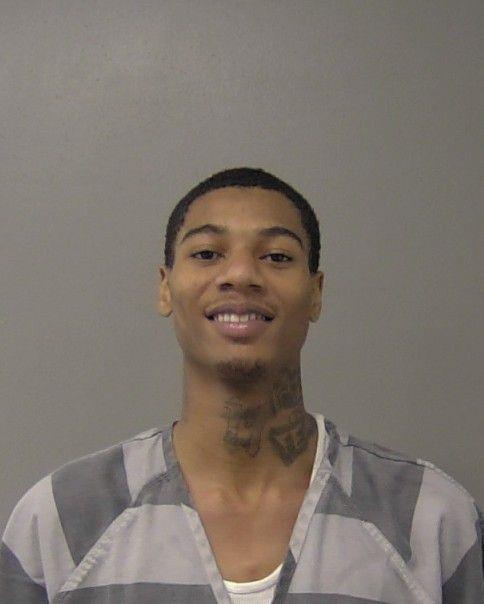 Booking photo of D'narion Robinson