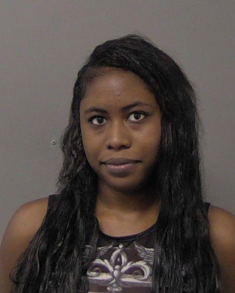 Booking photo of Quanijia Lofton