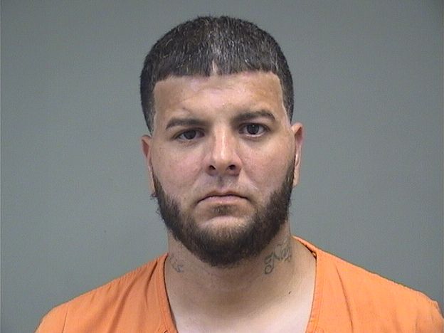 Booking photo of Edgardo Esteras-diaz