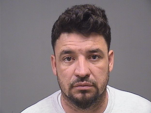 Booking photo of Henry Alexander Lemus Orellana