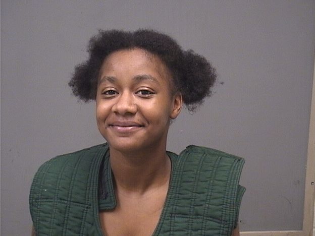 Booking photo of Saunise Moore