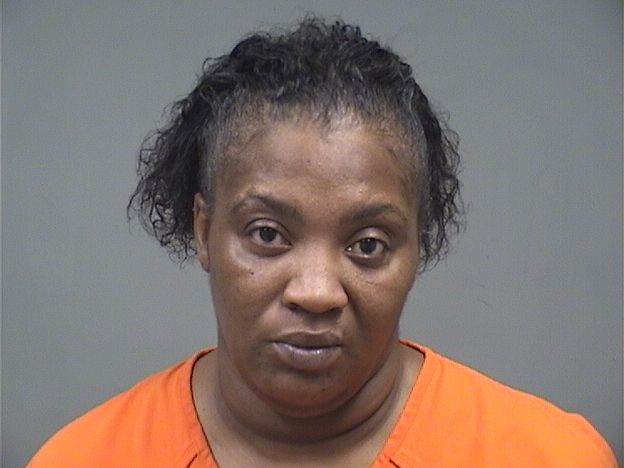 Booking photo of Rekeisha Shelton