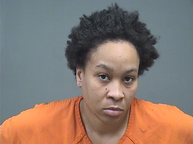 Booking photo of Shaunea Crute