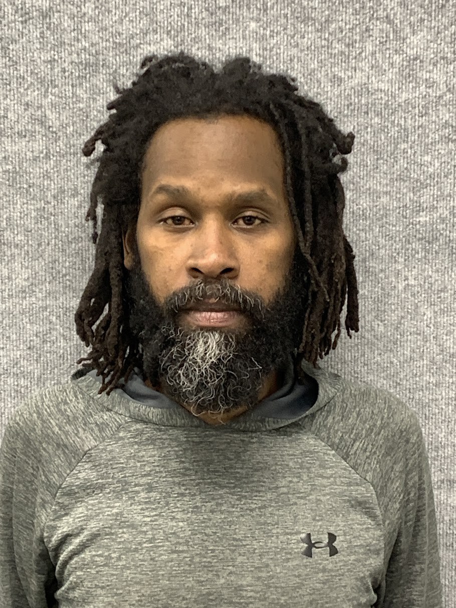 Booking photo of Olajuwon Davis