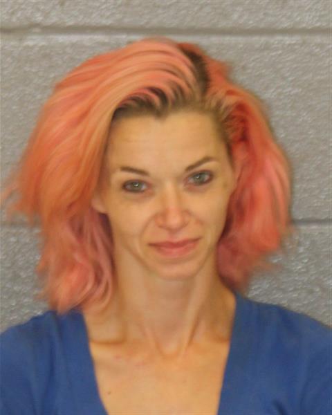 Booking photo of Tiffani Saunders
