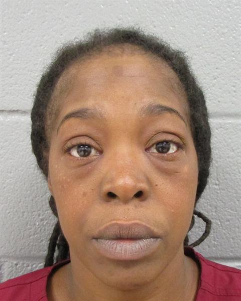 Booking photo of Quinnaise Henderson