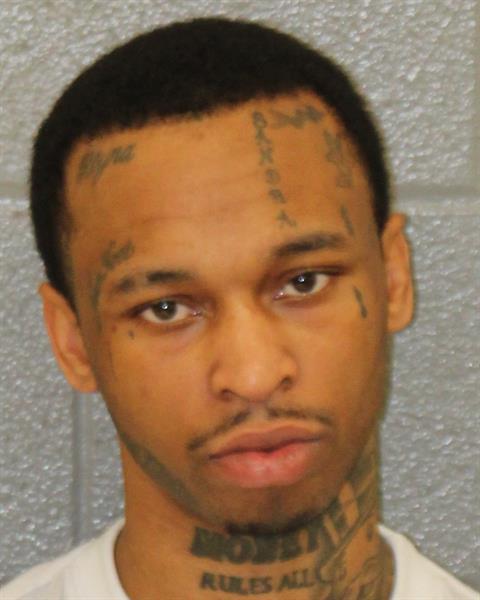 Booking photo of Jaylan Robinson