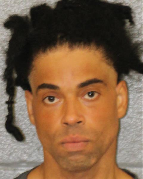 Booking photo of Theus Monroe