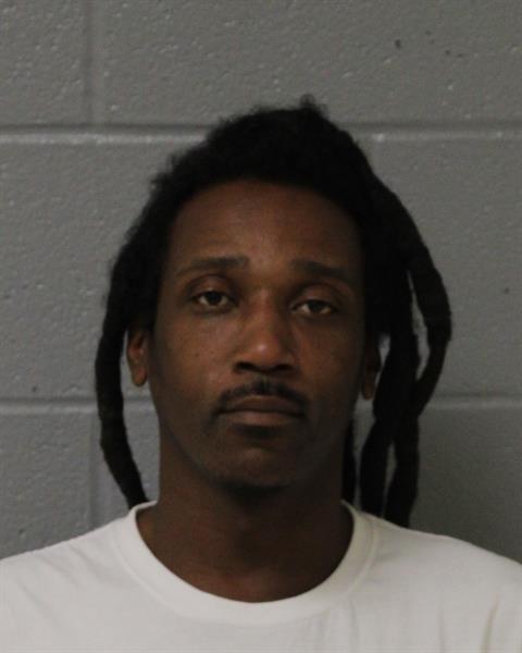 Booking photo of Rashavious Ray