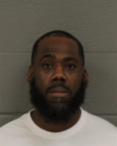 Booking photo of Jonathan Fuzzell