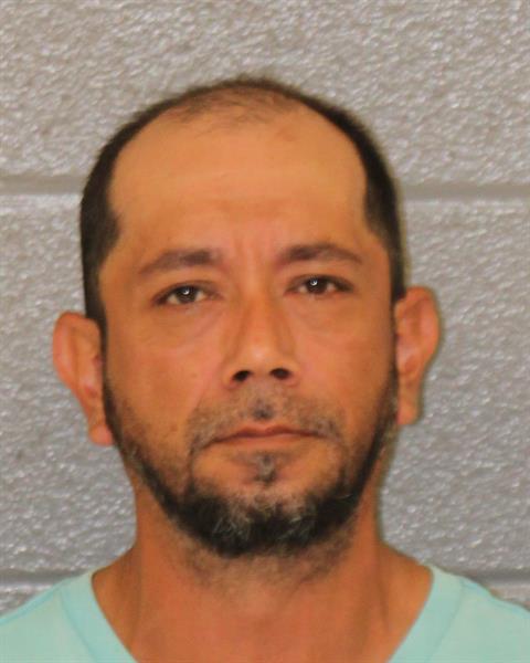 Booking photo of Carlos Robles-moreno