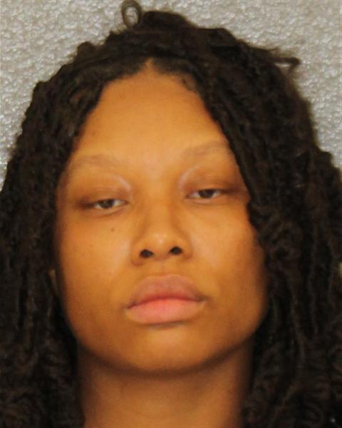 Booking photo of Daquavia Berry