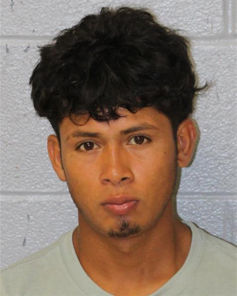 Booking photo of Darwin Madrid-hernandez
